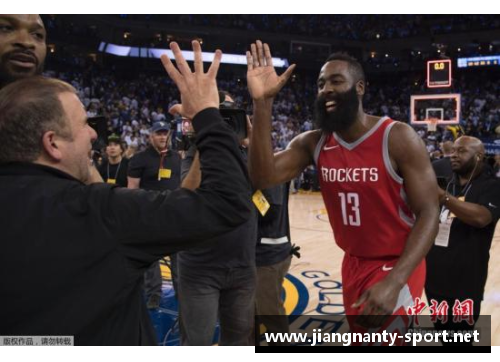 NBA球员妻子的生活：幕后故事与亮眼时刻
